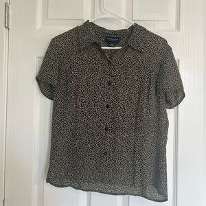 Ann Taylor Women's 100% silk short sleeve button up